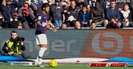 😂鲁尼：陪4个儿子看了4遍儿童节目，忍无可忍我便去结扎了