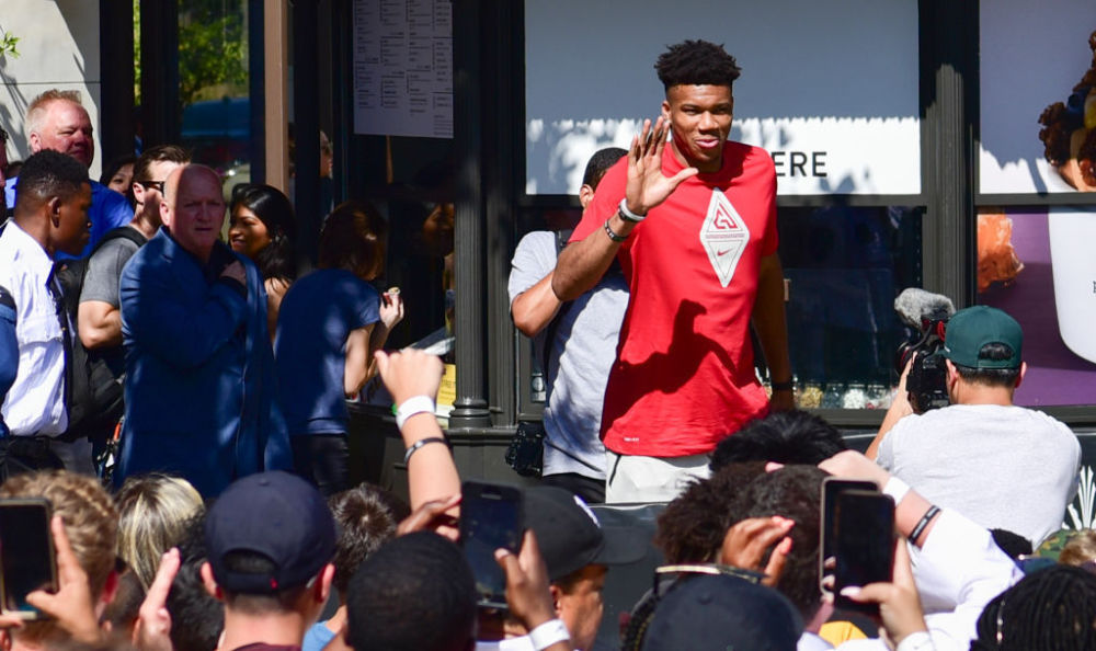 U17国少vs东帝汶U17：万项、帅惟浩首发，邝兆镭替补（U17国少战东帝汶U17：万项、帅惟浩先发，邝兆镭列替补）