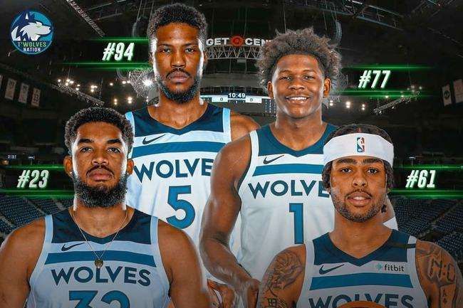 莱奥：我和囧叔经常交流，不仅聊足球，也聊生活中的方方面面（莱奥：我和囧叔沟通频繁，聊球也聊生活）