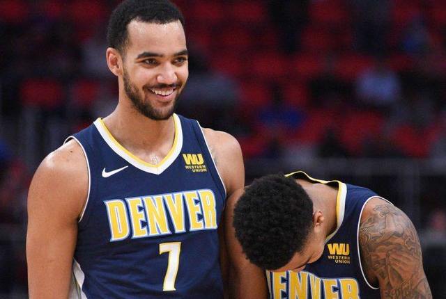 日职联战报：鹿岛鹿角主场2-1横滨水手，时隔9年再次夺冠（日职联快讯：鹿岛鹿角主场2比1力克横滨水手，九年后再度封王）