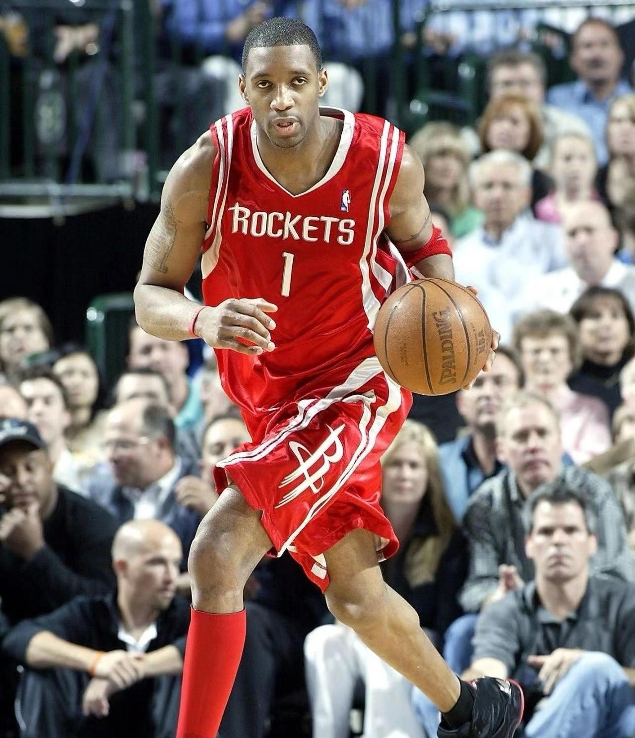 纹身师：不觉得斯帕莱蒂执教尤文是背叛那不勒斯，这只是工作（纹身师：斯帕莱蒂执教尤文非叛那不勒斯，只是职业选择）